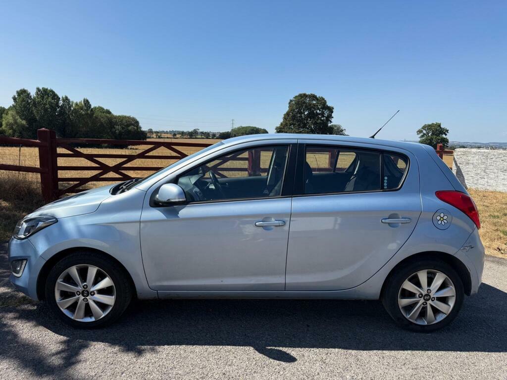 Hyundai I20 1.2 Active Euro 5 White #7