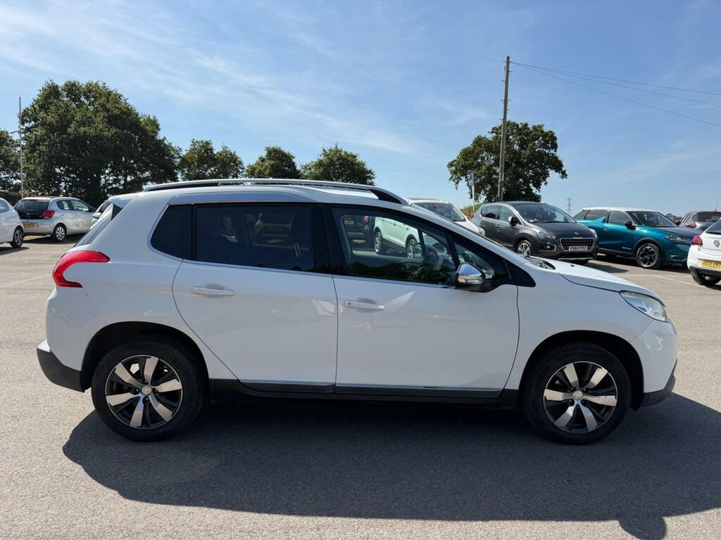 Peugeot 2008 1.6 Bluehdi Allure Suv White #2