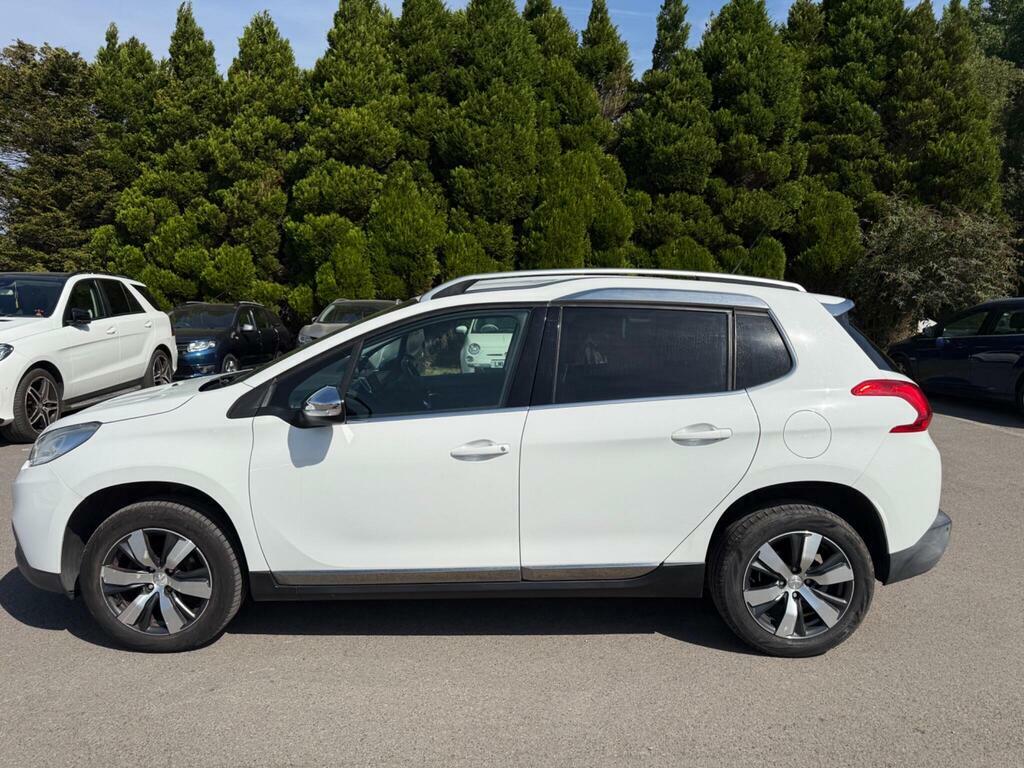 Peugeot 2008 1.6 Bluehdi Allure Suv White #6