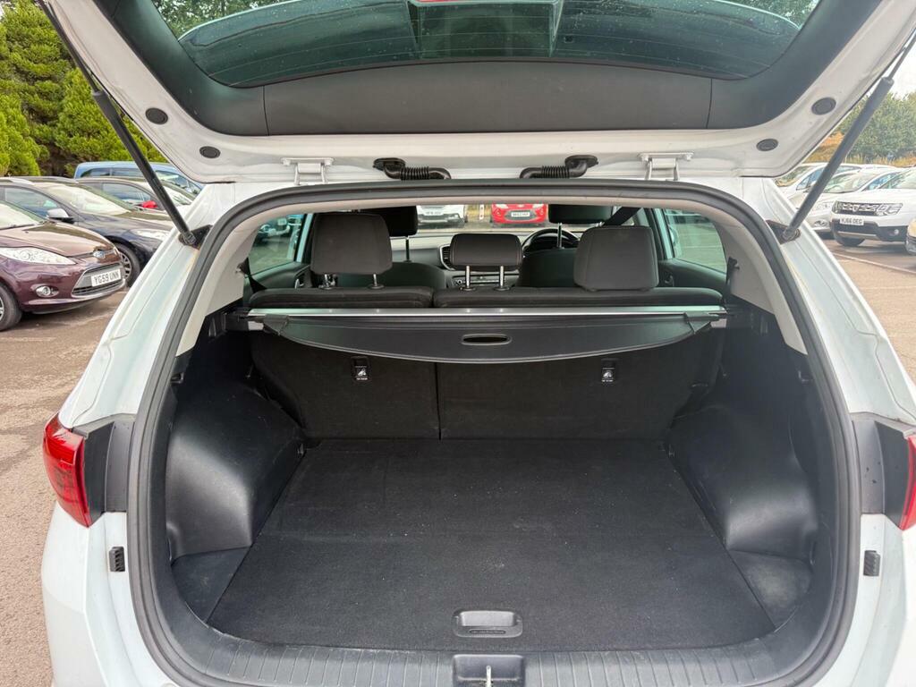 Kia Sportage 1.6 Gdi 2 Euro 6 S S White #5