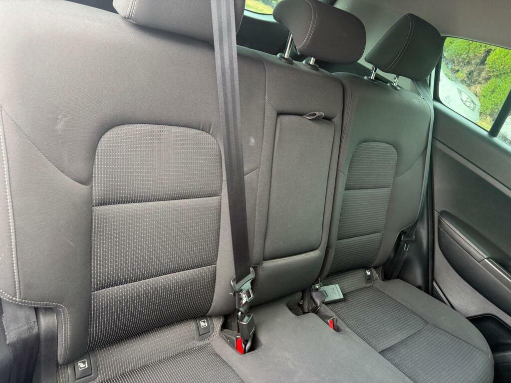 Kia Sportage 1.6 Gdi 1 Suv Euro 6 130 Bhp White #13