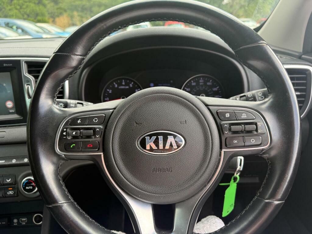 Kia Sportage 1.6 Gdi 1 Suv Euro 6 130 Bhp White #19