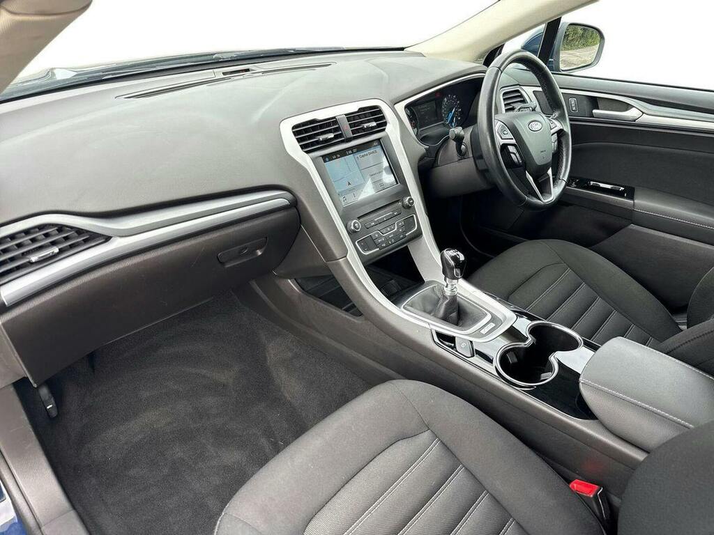 Ford Mondeo 1.5 Tdci Econetic Zetec Estate E LJ17VZP Blue #2