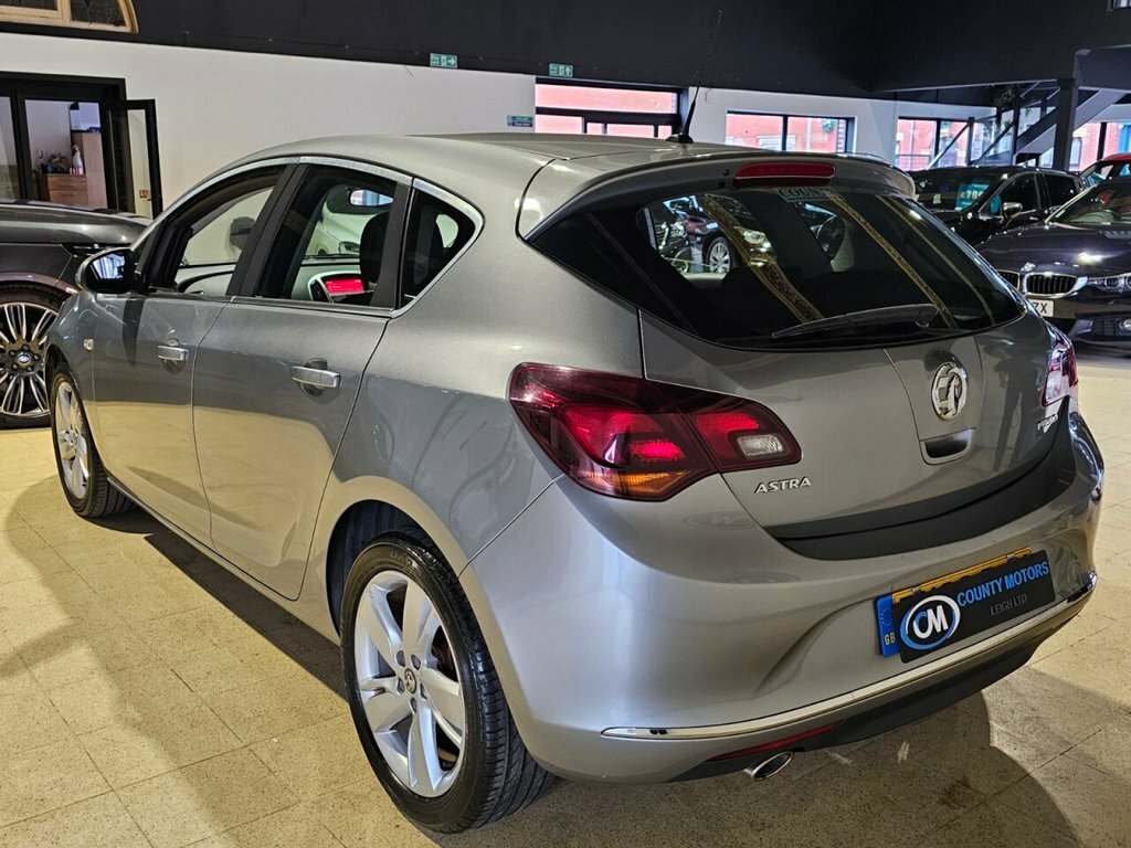 Vauxhall Astra 1.6 16V Sri Euro 5 Black #8