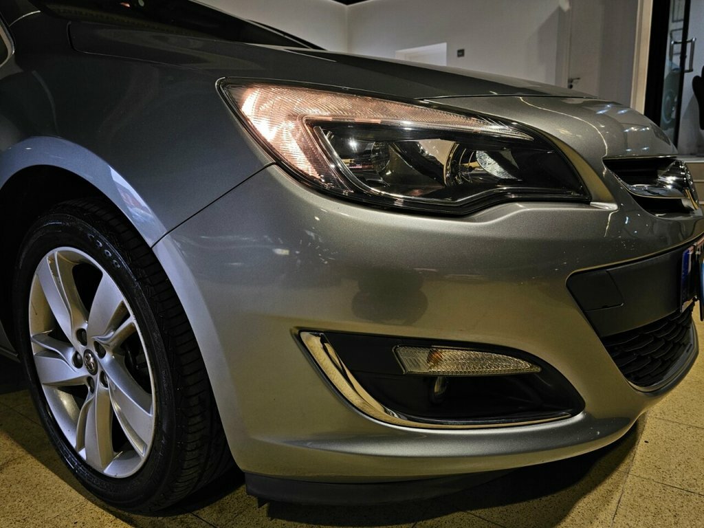 Vauxhall Astra 1.6 16V Sri Euro 5 Black #12