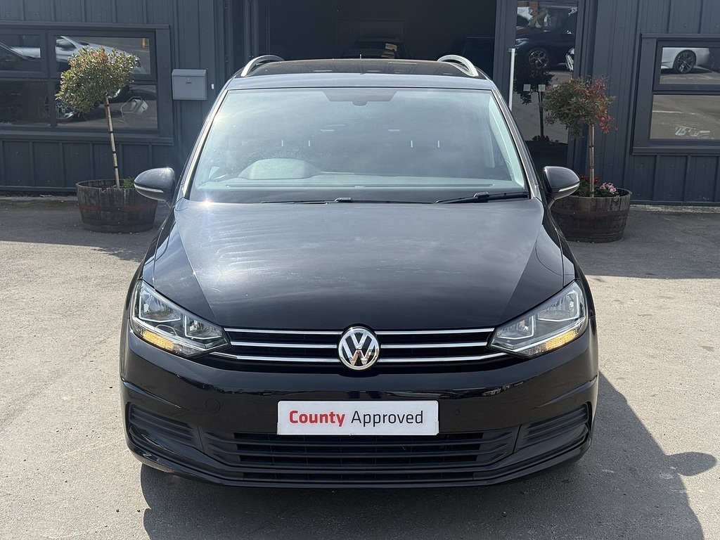 Volkswagen Touran Tsi Bluemotion Tech Se Black #2