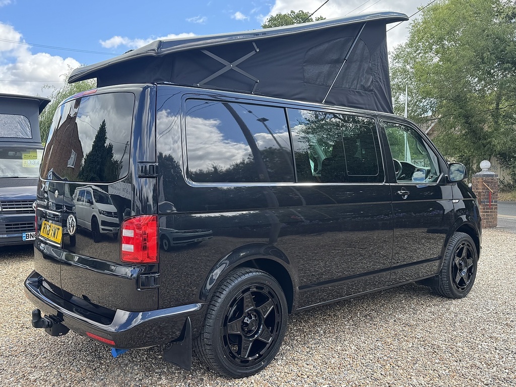 Volkswagen Transporter T6 T32 150 Dsg Highline Black #6