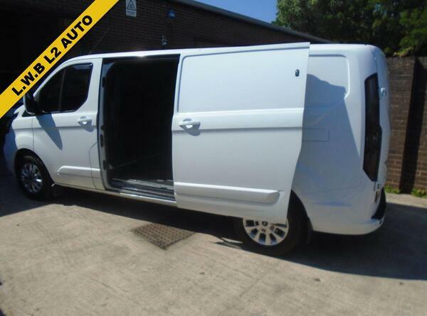 Ford Transit Custom 2.0 300 Ecoblue Limited Panel Van #4