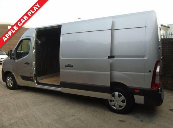 Renault Master 2.3 Dci 35 Business Panel Van F #4