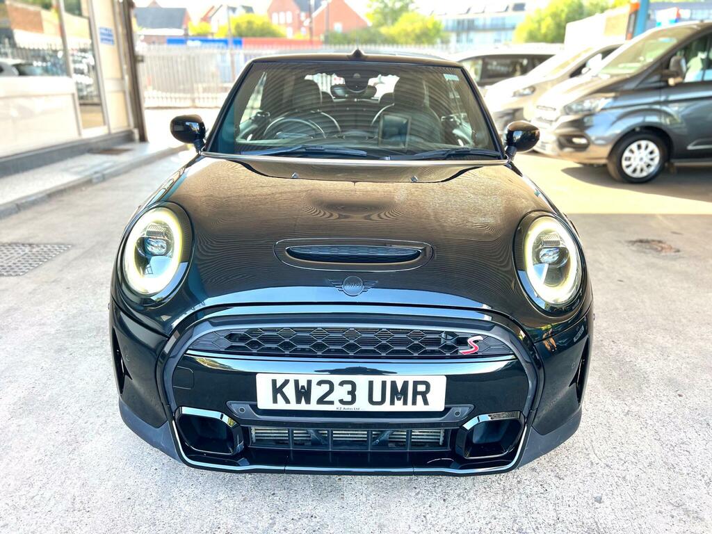 Mini Convertible 2.0 Cooper S Exclusive Steptronic Euro 6 Ss KW23UMR Black #2