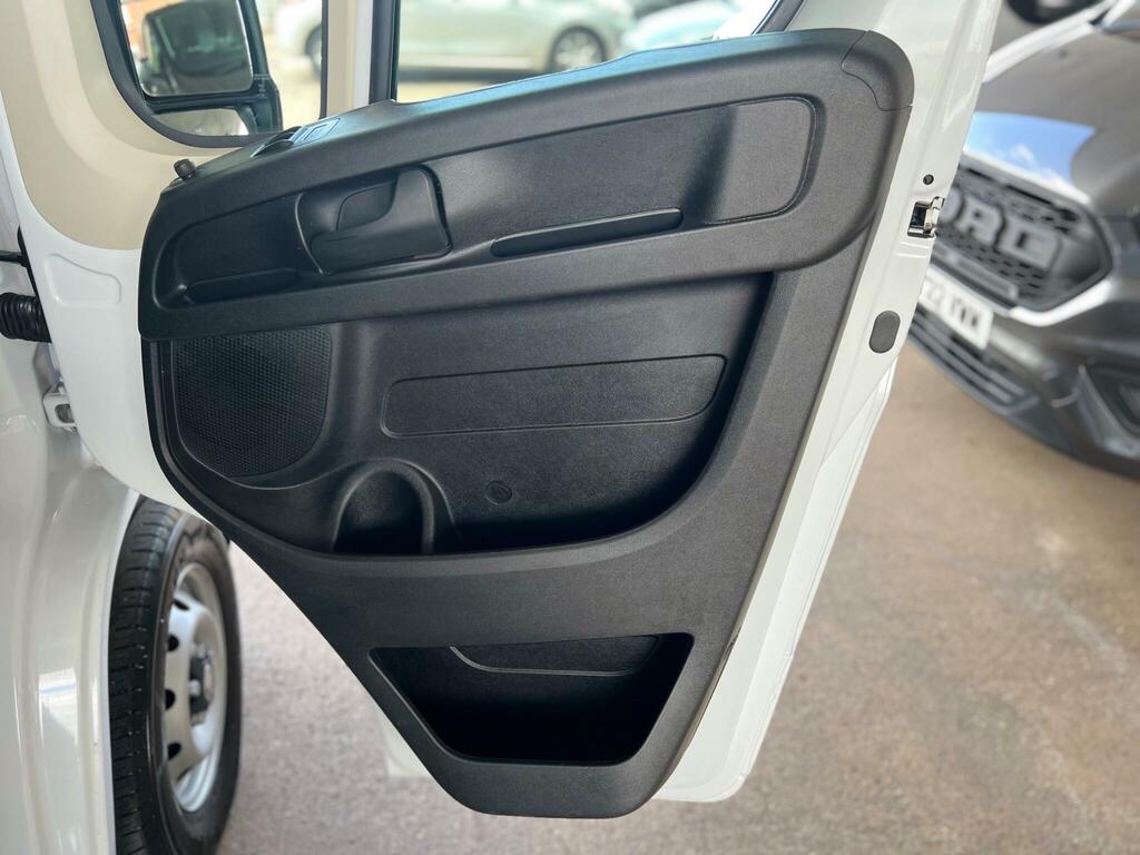 Vauxhall Movano 2.2 Cdti 3500 Biturbo Prime L2 H2 Euro 6 Ss DY25KWC White #5