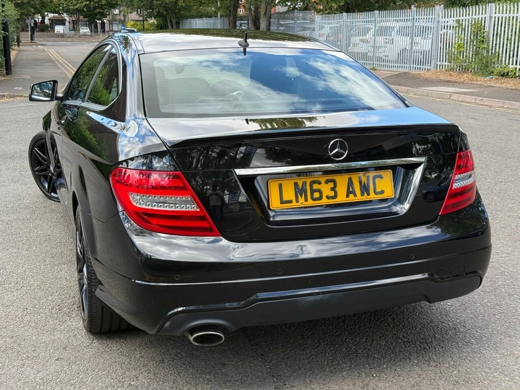 Mercedes-Benz C Class 2.1L Amg Sport Plus Black #5
