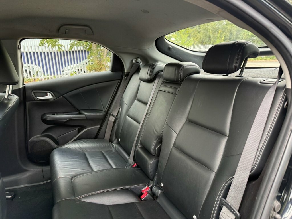 Honda Civic 2.2 I-dtec Es-t Euro 5 Ss Black #25