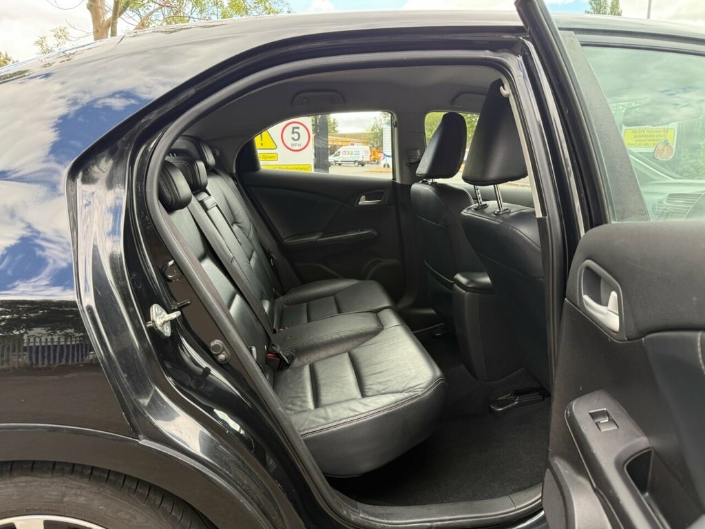 Honda Civic 2.2 I-dtec Es-t Euro 5 Ss Black #27