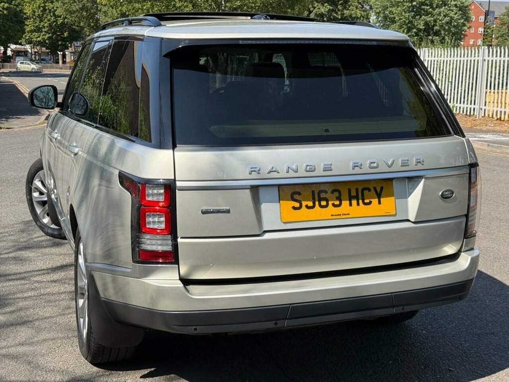 Land Rover Range Rover 4.4L Autobiography 5dr Gold #5