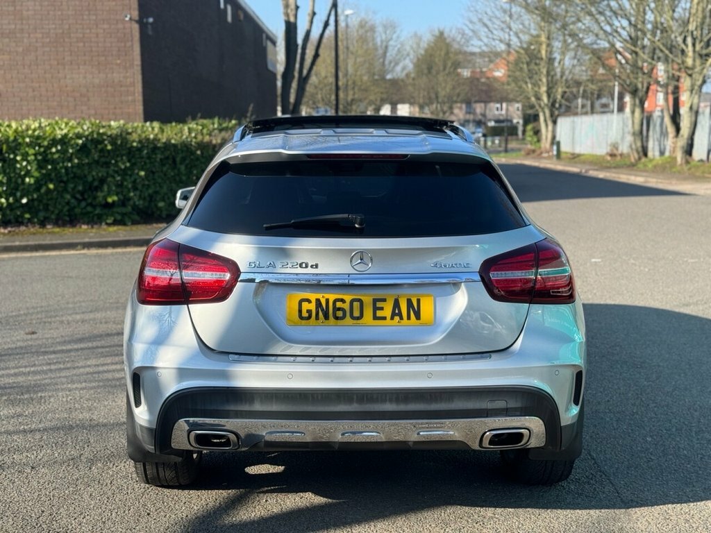 Mercedes-Benz GLA Class 2.1L Amg Line Silver #6