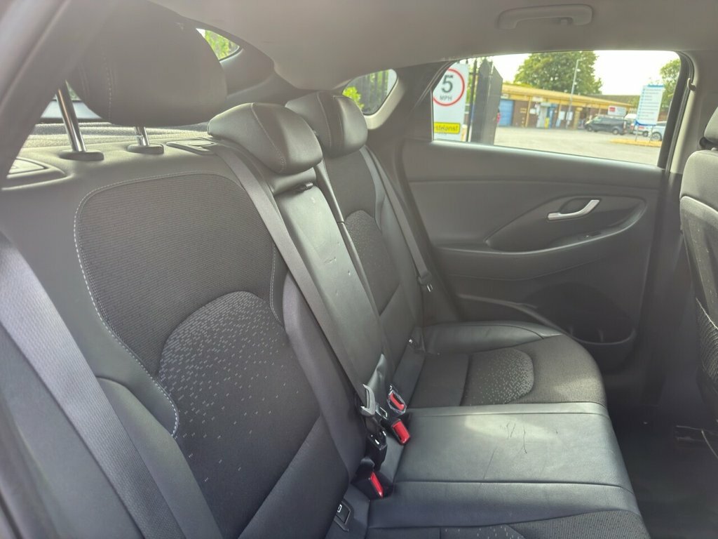 Hyundai I30 1.0 T-gdi Blue Drive Se Nav Euro 6 Ss #16