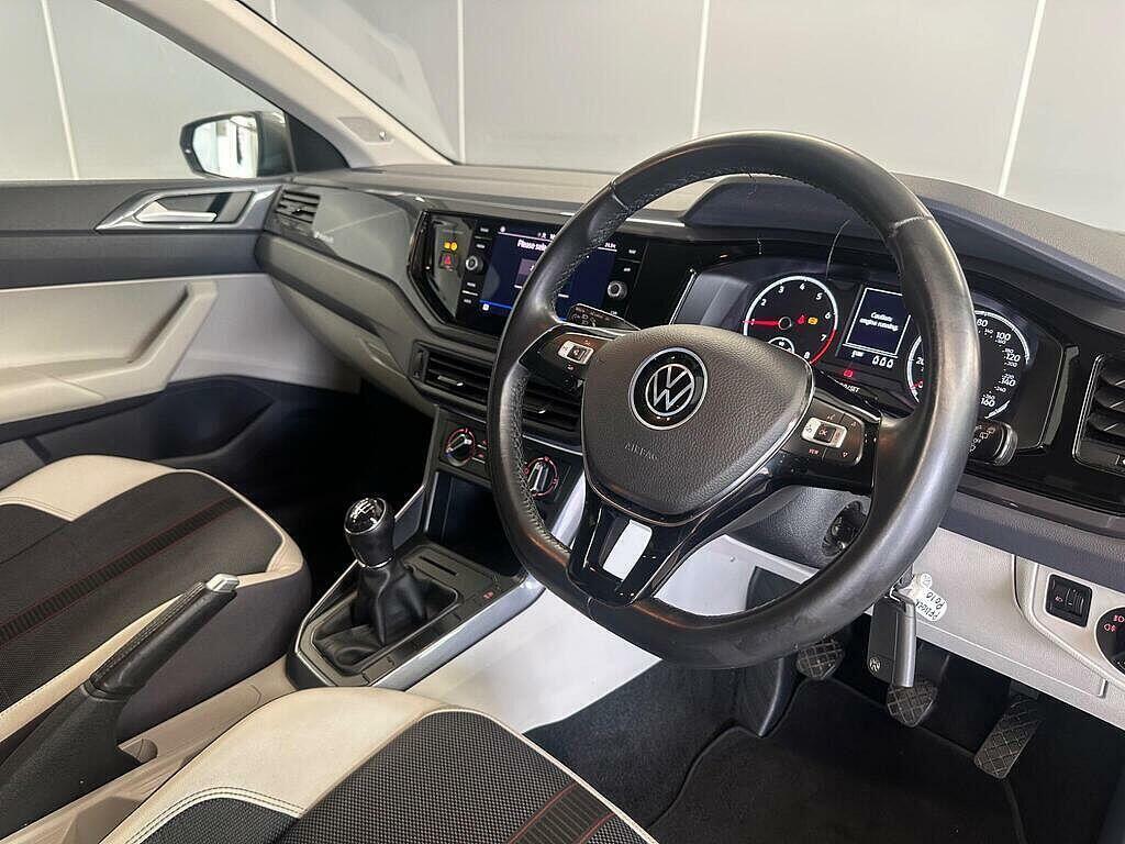 Volkswagen Polo 1.0 Tsi Beats Euro 6 Ss White #6
