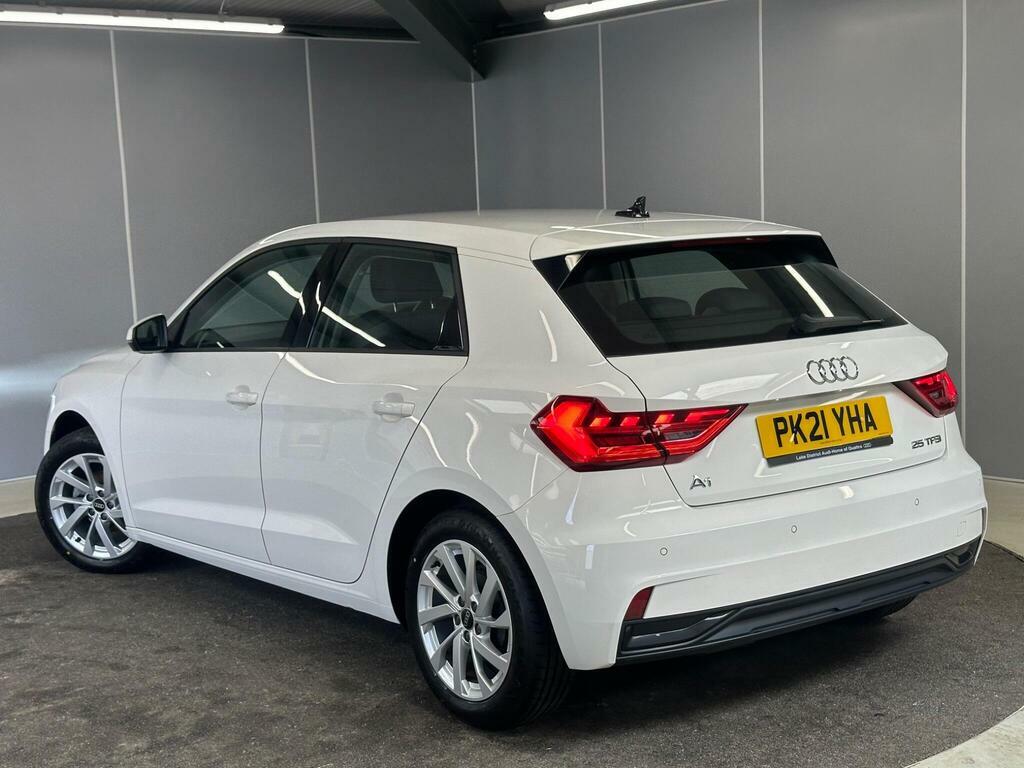 Audi A1 1.0 Tfsi 25 Sport Sportback Euro 6 Ss White #4