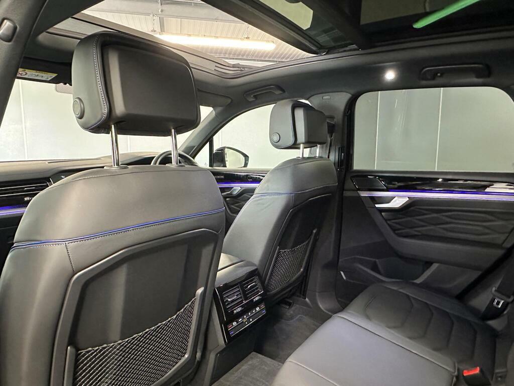 Volkswagen Touareg 3.0 Tdi V6 R Line Tech Plus Suv Tiptron Grey #14