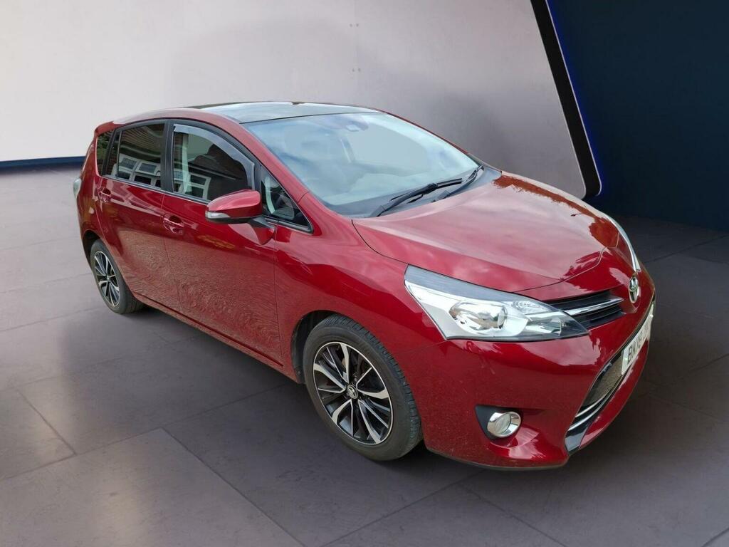 Toyota Verso 1.6 D-4d Design Euro 6 Ss 7 Seat Red
