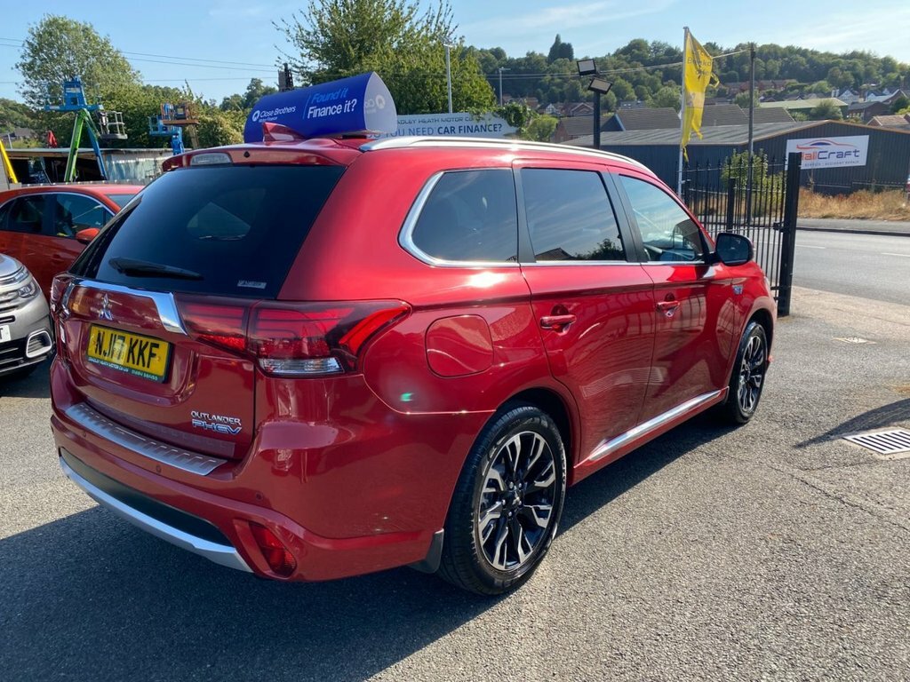 Mitsubishi Outlander 2L 4H Red #6