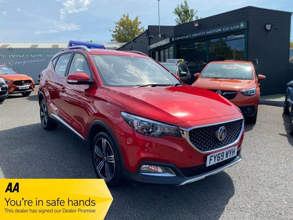 MG ZS 1.5L Exclusive Red