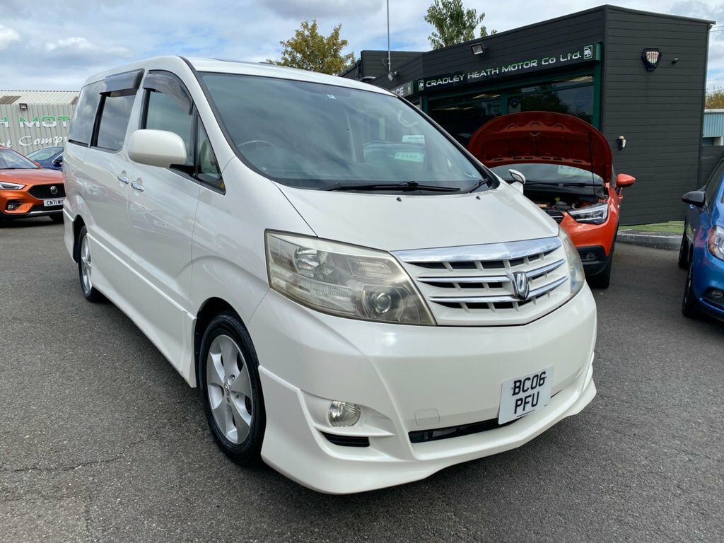Toyota Alphard Mpv White