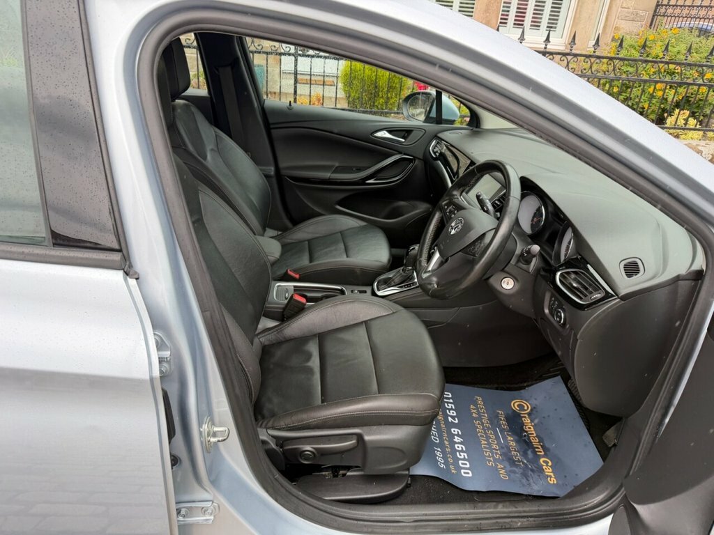 Vauxhall Astra Estate ASZ8205 Silver #2