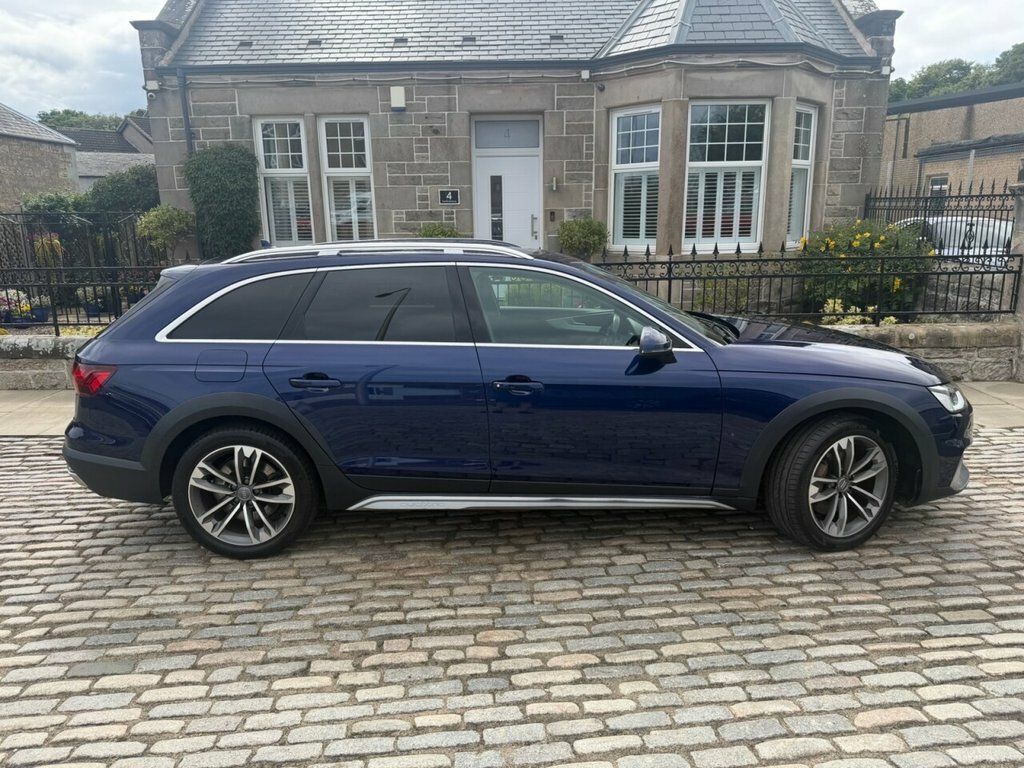 Audi A4 Allroad Estate Blue #5