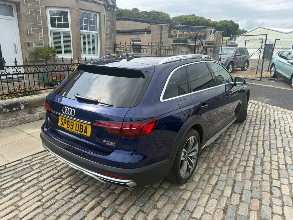 Audi A4 Allroad Estate Blue #4