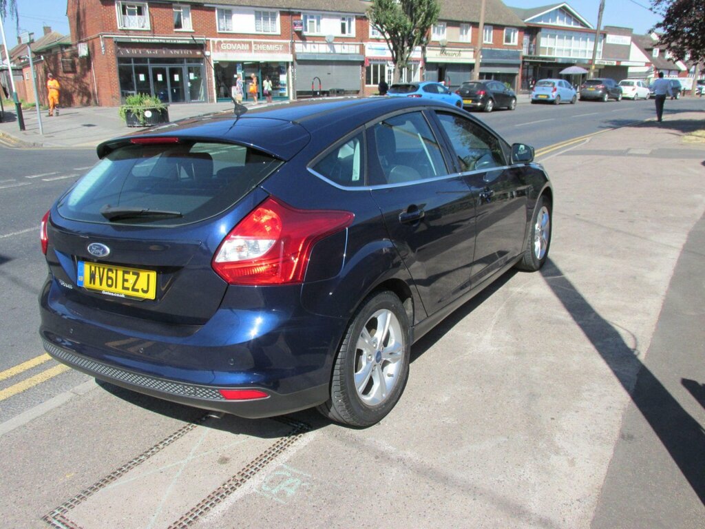 Ford Focus Estate 1.6 Tdci Zetec Euro 5 Ss 201161 Blue #7