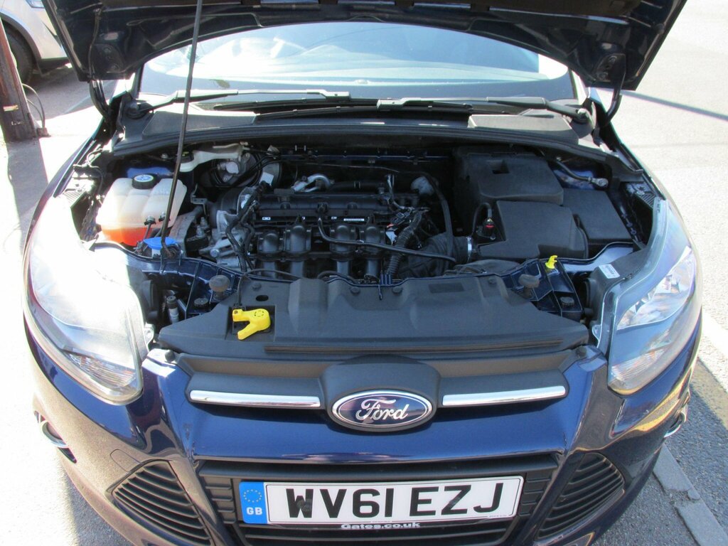 Ford Focus Estate 1.6 Tdci Zetec Euro 5 Ss 201161 Blue #12