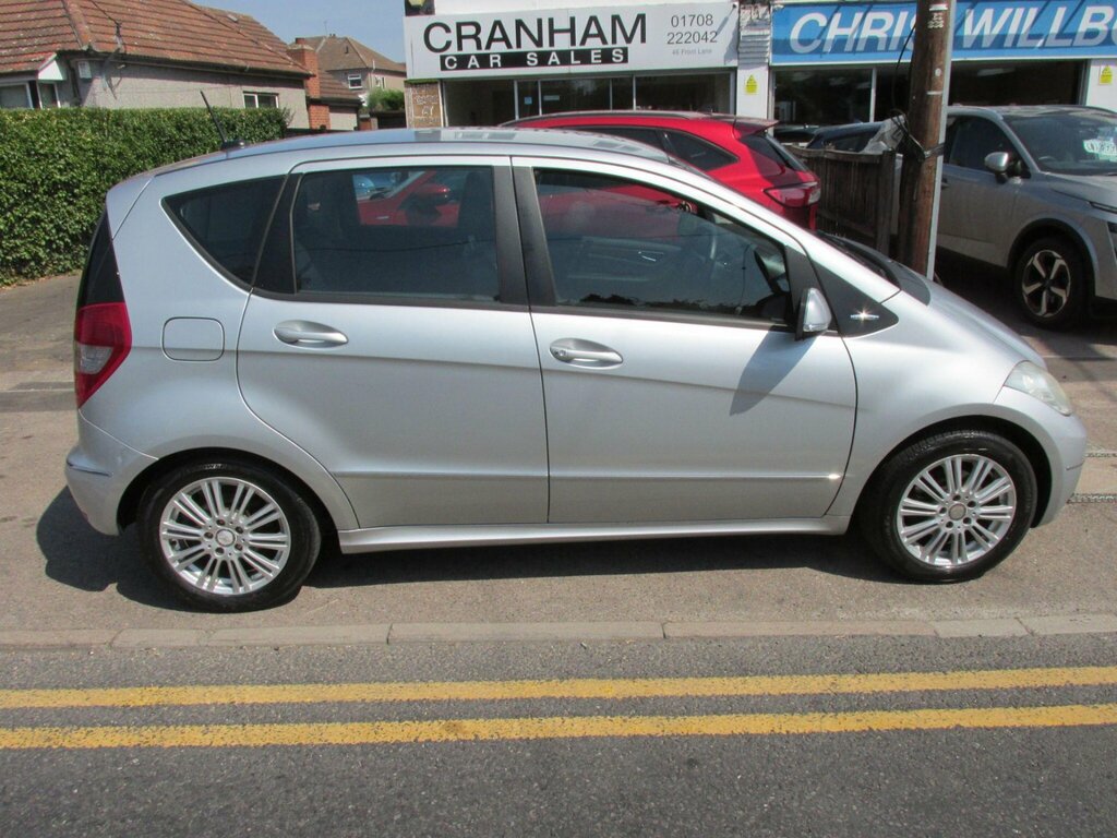 Mercedes-Benz A Class 1.5 A160 Elegance Se Cvt Silver #6