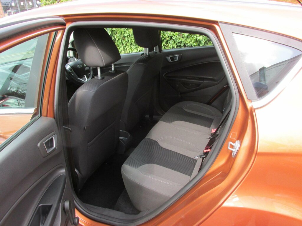 Ford Fiesta 1.25 Zetec Euro 6 LT15BFM Yellow #6