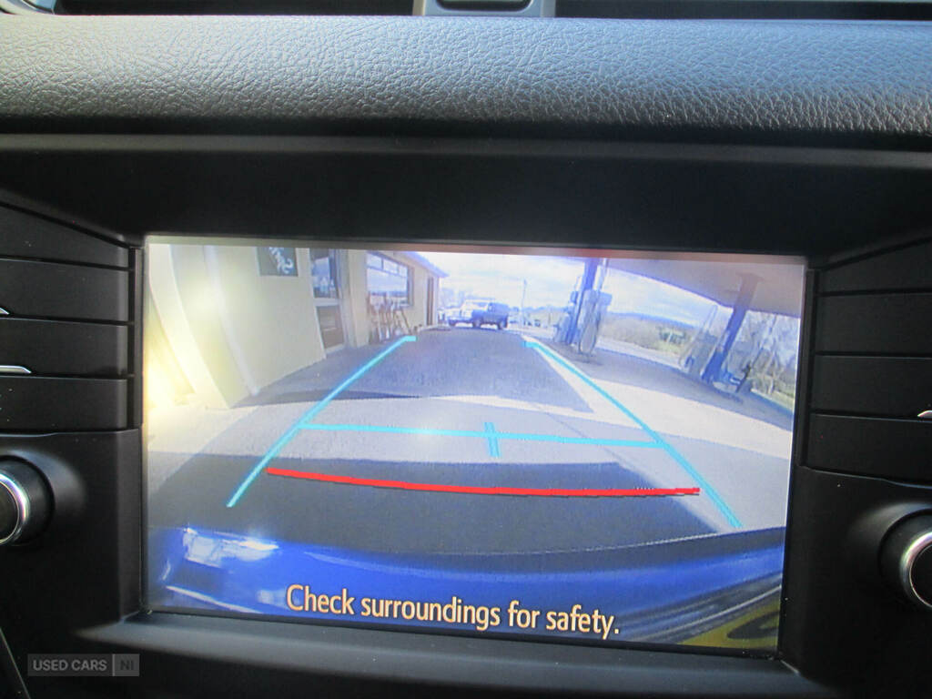 Toyota Avensis 1.6 D-4d Business Edition Tourer White #10