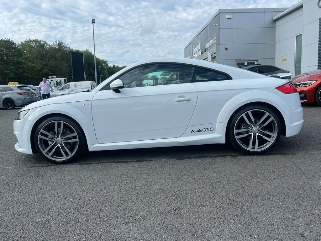 Audi TT Coupe White #3
