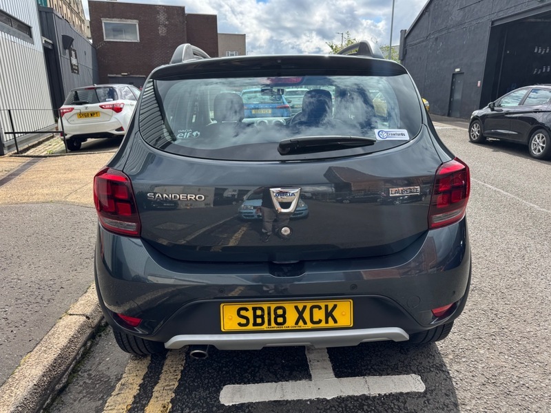 Dacia Sandero Stepway 0.9 Tce 12V 90Bhp Grey #3