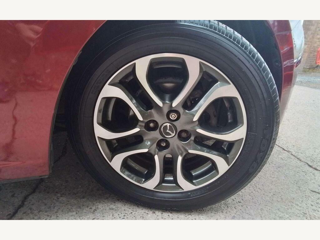 Mazda 2 1.5 Sport Nav LF66EWV Red #5