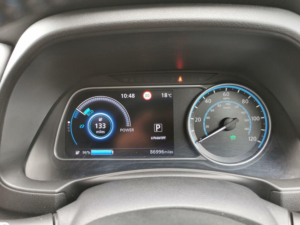 Nissan Leaf 40Kw Acenta With Sat Nav And Intelligent Cruise Co White #18