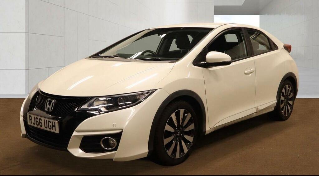 Honda Civic 1.8 I-vtec Se Plus Navi Euro 6 Ss White #2
