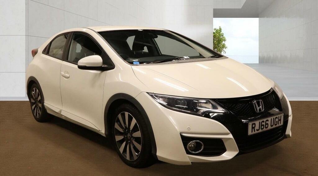 Honda Civic 1.8 I-vtec Se Plus Navi Euro 6 Ss White