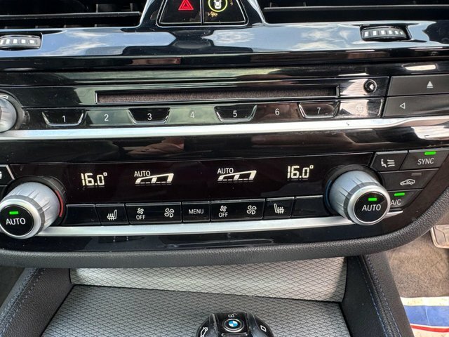 BMW 6 Series Gran Turismo 3L M Sport Black #54