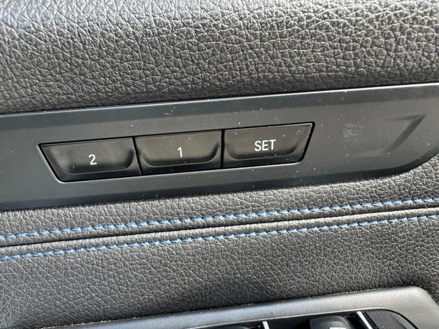 BMW 6 Series Gran Turismo 3L M Sport Black #44