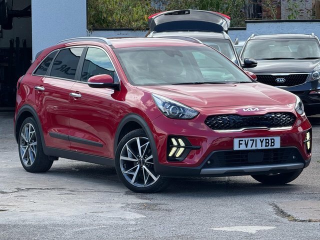 Kia Niro 2022 1.6 Gdi 3 Dct Euro 6 Ss FV71YBB Red #6