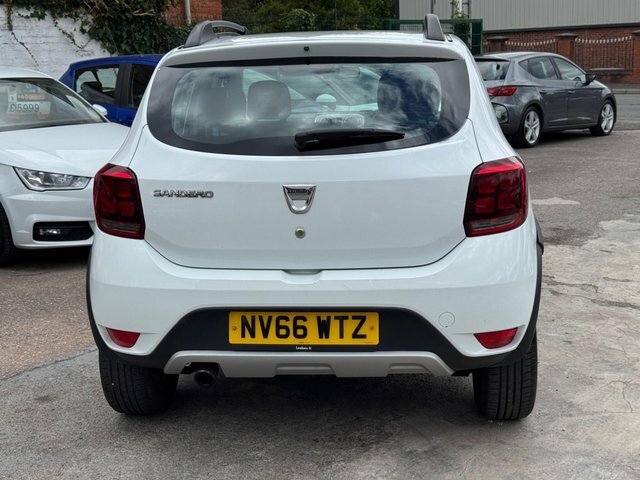 Dacia Sandero Stepway 0.9 Tce Laureate Hatchback Euro Grey #15