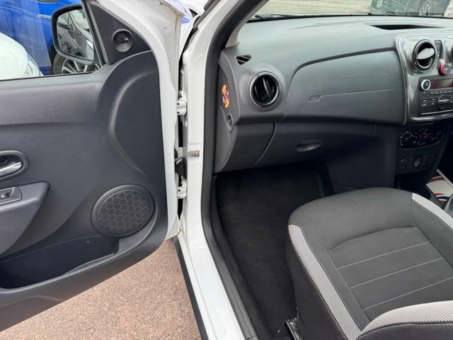 Dacia Sandero Stepway 0.9 Tce Laureate Hatchback Euro Grey #23