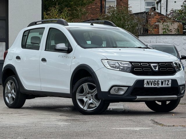 Dacia Sandero Stepway 2017 0.9 Tce Ambiance Euro 6 Ss White