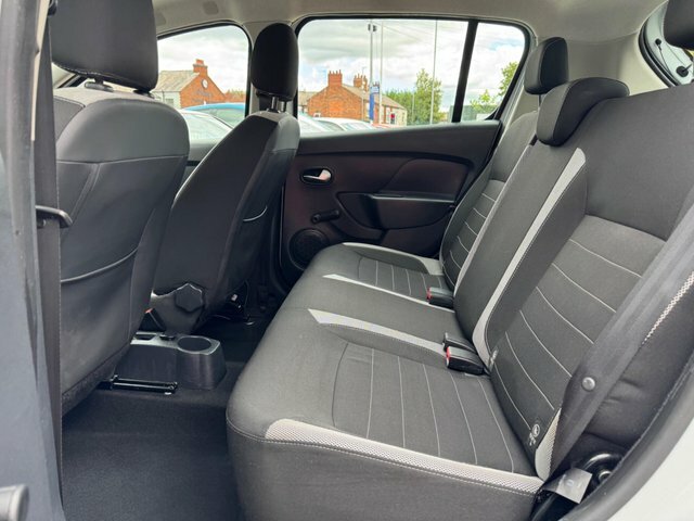 Dacia Sandero Stepway 0.9 Tce Laureate Hatchback Euro Grey #29