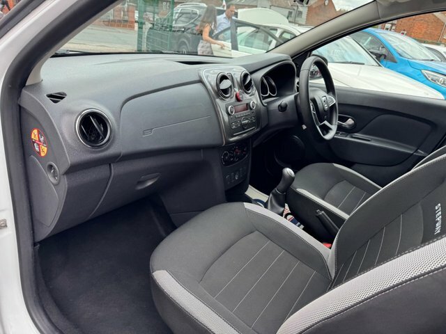 Dacia Sandero Stepway 0.9 Tce Laureate Hatchback Euro Grey #22